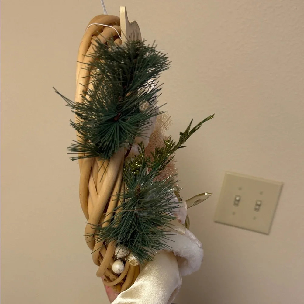 Holiday Angel Wreath with Cream Accents
